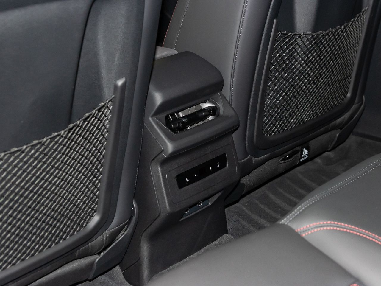 Audi S6 e-tron - Bild 18