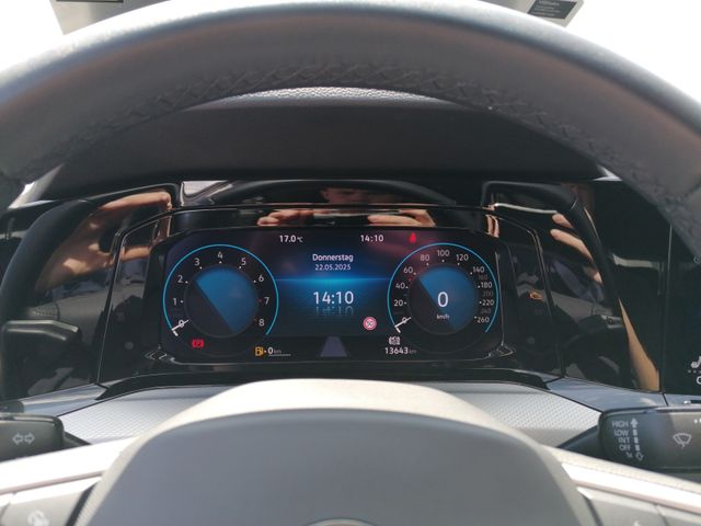 Golf VIII Variant 1.0 TSI Move