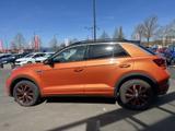 Volkswagen T-Roc 1.6 TDI R-Line LED Navi Totwinkel Kamera - Volkswagen T-Roc: R