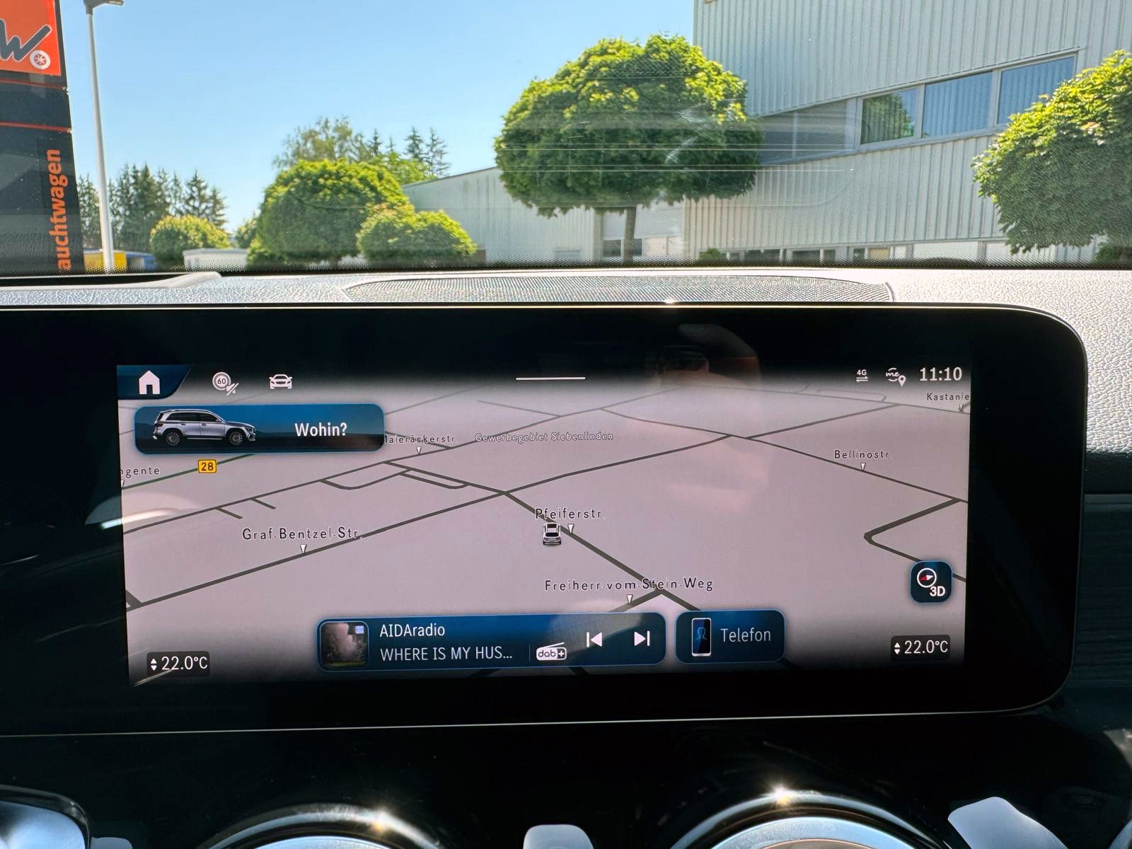 Fahrzeugabbildung Mercedes-Benz GLB35 AMG 4Matic ACC 360° HUD PANO BURMESTER LED