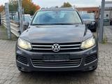 Volkswagen Touareg V6 TDI BMT - Volkswagen Touareg aus 2010: V6