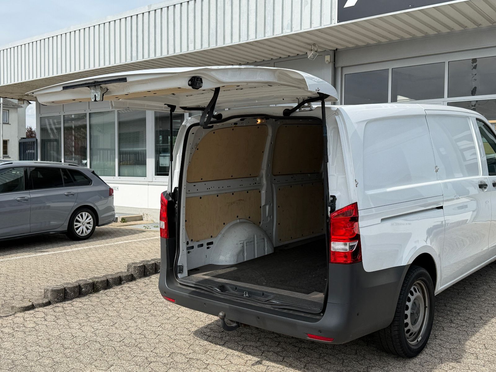 Fahrzeugabbildung Mercedes-Benz Vito Kasten 119 CDI PRO lang /AUTOMATIK/CARPLAY/