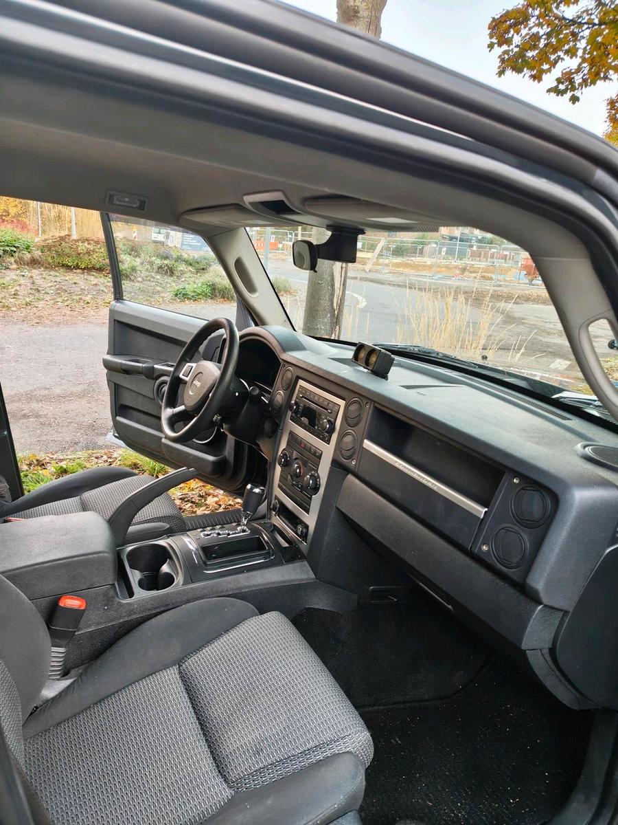 Jeep Commander 2007 — photo 11
