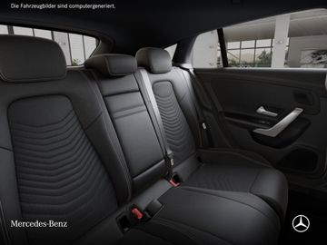 Mercedes CLA 200 Shooting Brake - 12