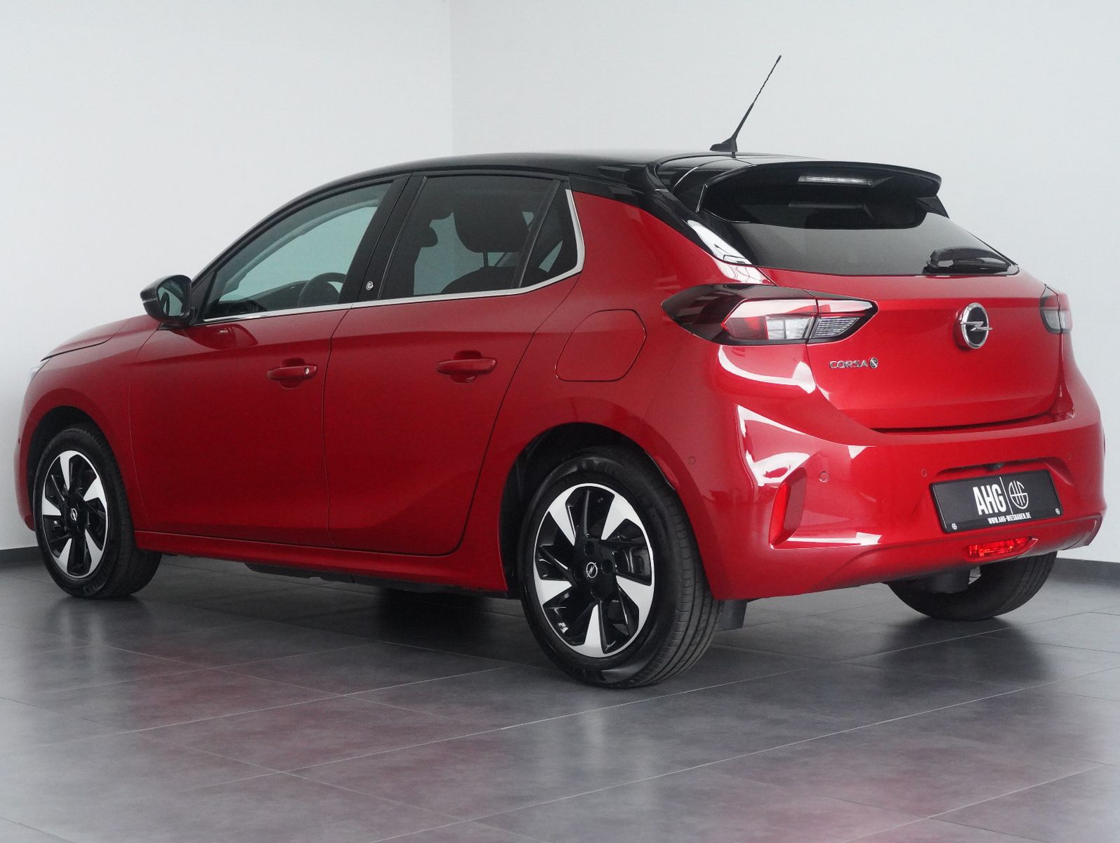 Fahrzeugabbildung Opel Corsa F e Elegance LED/CARPLAY/DAB/11KW