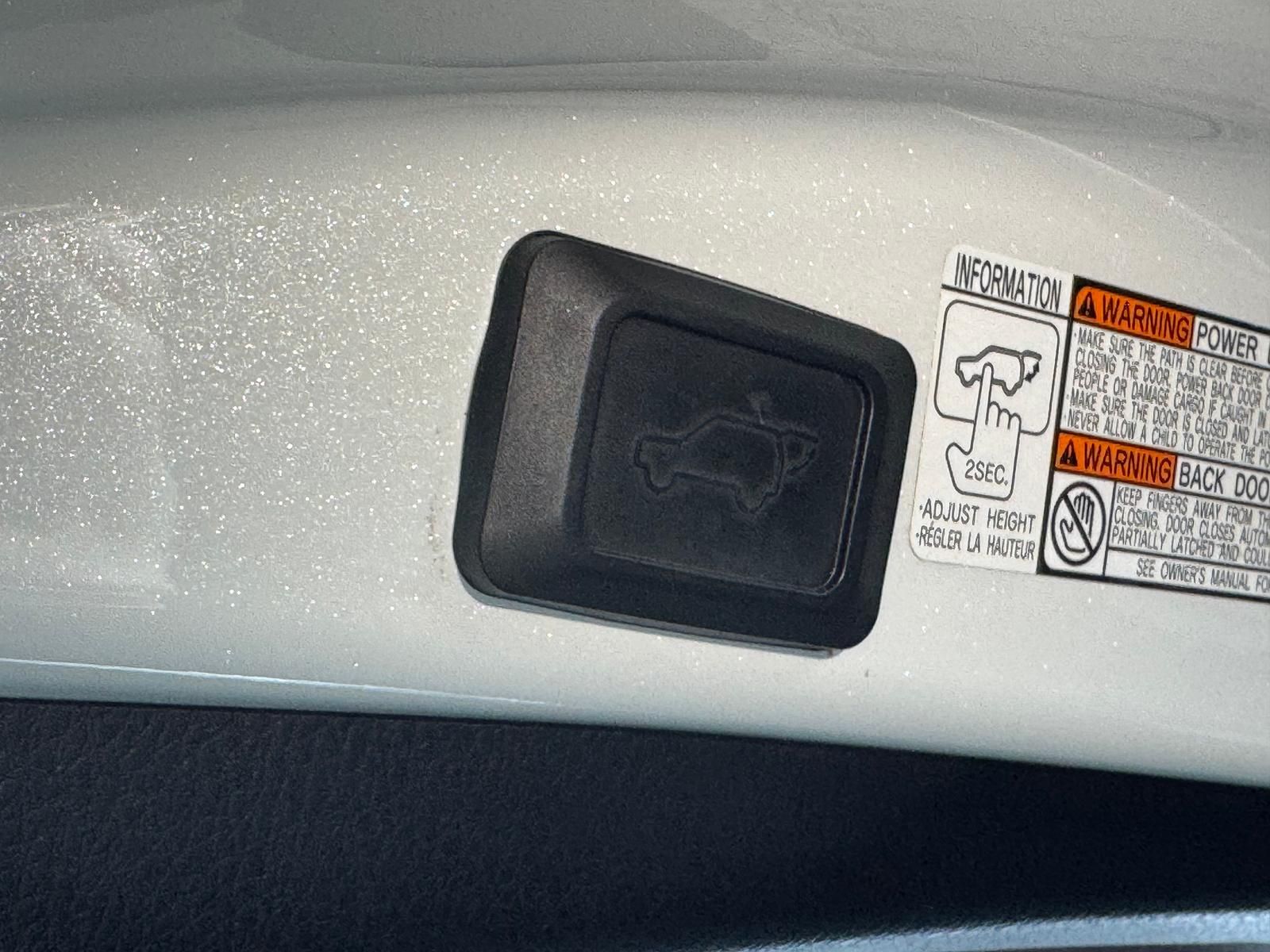 Fahrzeugabbildung Toyota RAV 4 2.5 EXECUTIVE/STANDHZ/RCAM/KEY/LED/DAB/RSA