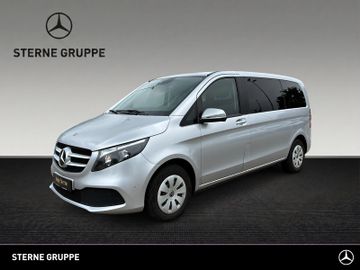 Mercedes V 220 - 1