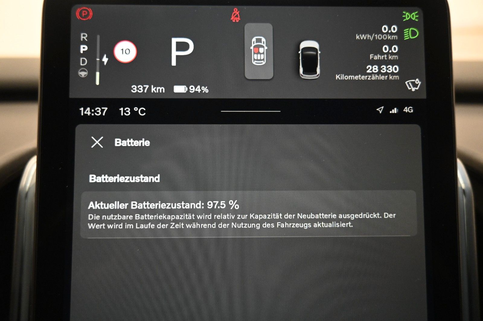 Fahrzeugabbildung Volvo EX30 Single Motor Extended Range Plus ACC