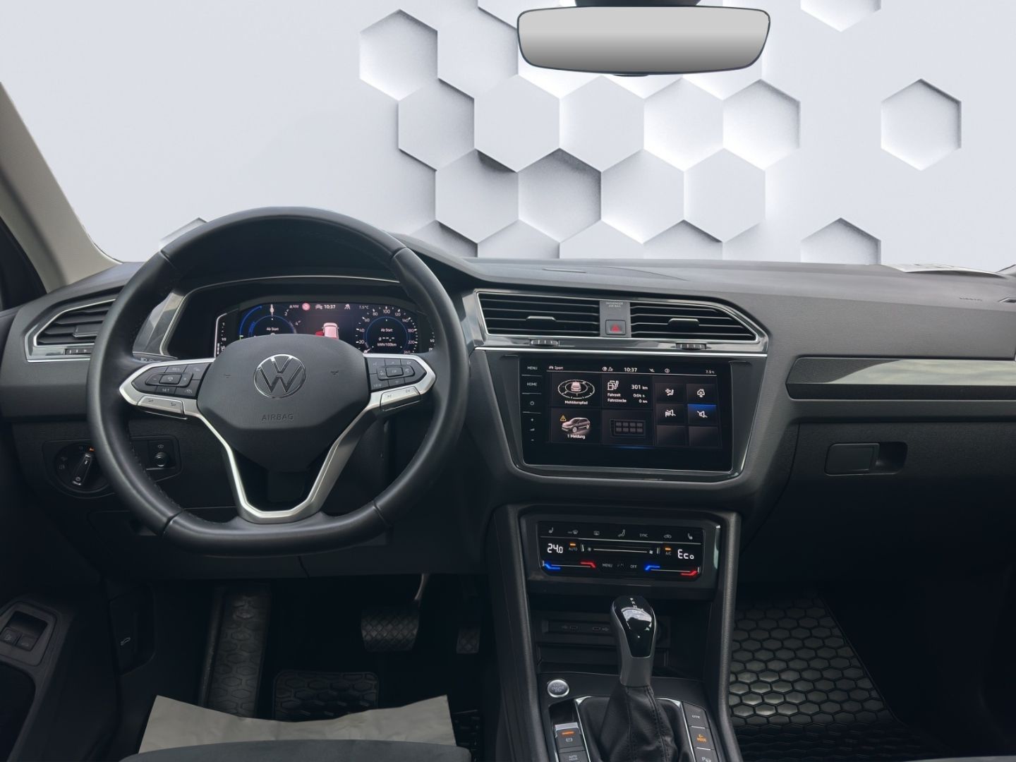 Tiguan eHybrid Elegance 1.4 TSI Hybrid 110kW AHZ