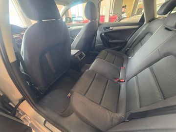 Audi A4 - 11