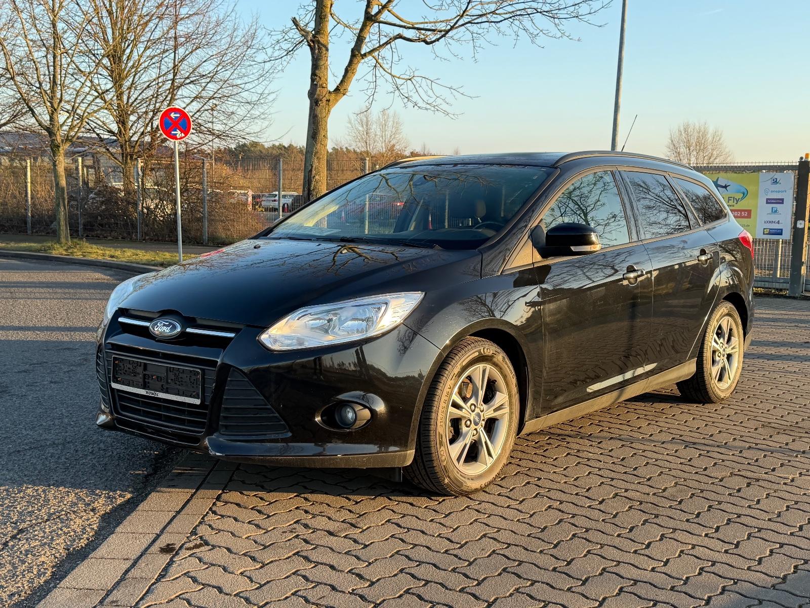 Ford Focus Turnier Sync Edition