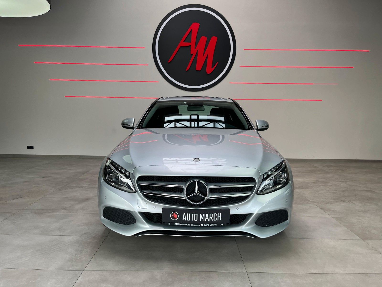 Fahrzeugabbildung Mercedes-Benz C 180 CGI Avantgarde*Schiebedach*LED*Navi*PDC*