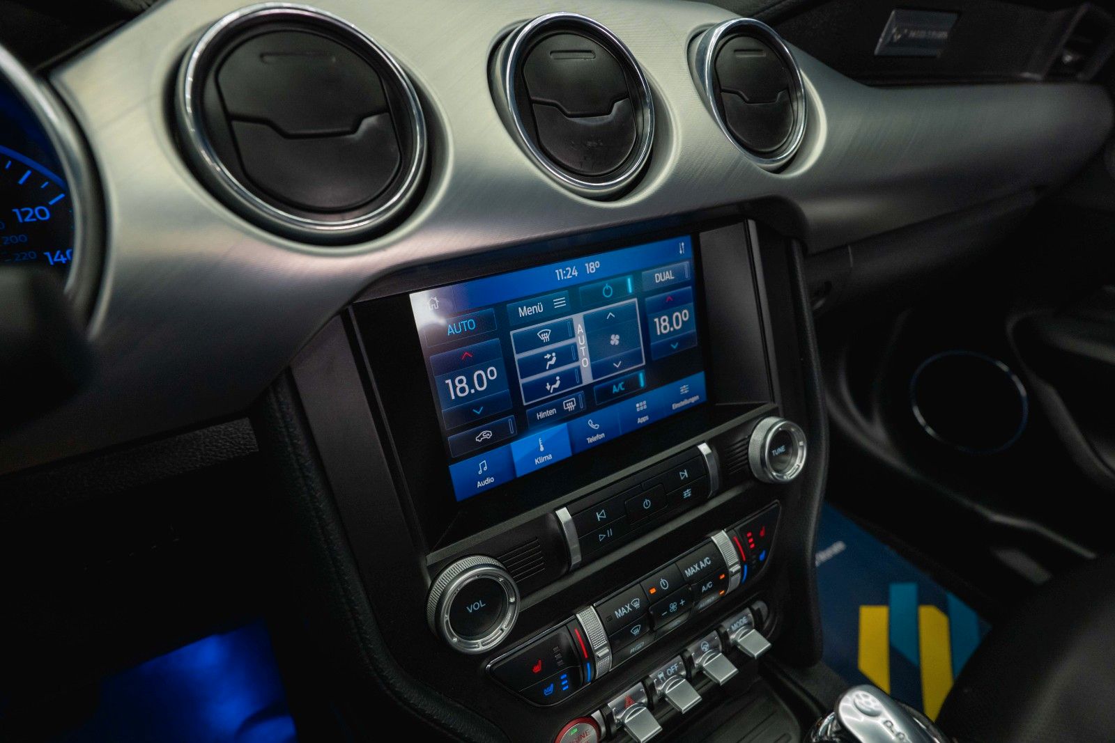 Fahrzeugabbildung Ford Mustang Shelby 500 GT Cabrio MACH 1 PREMIUM 19%