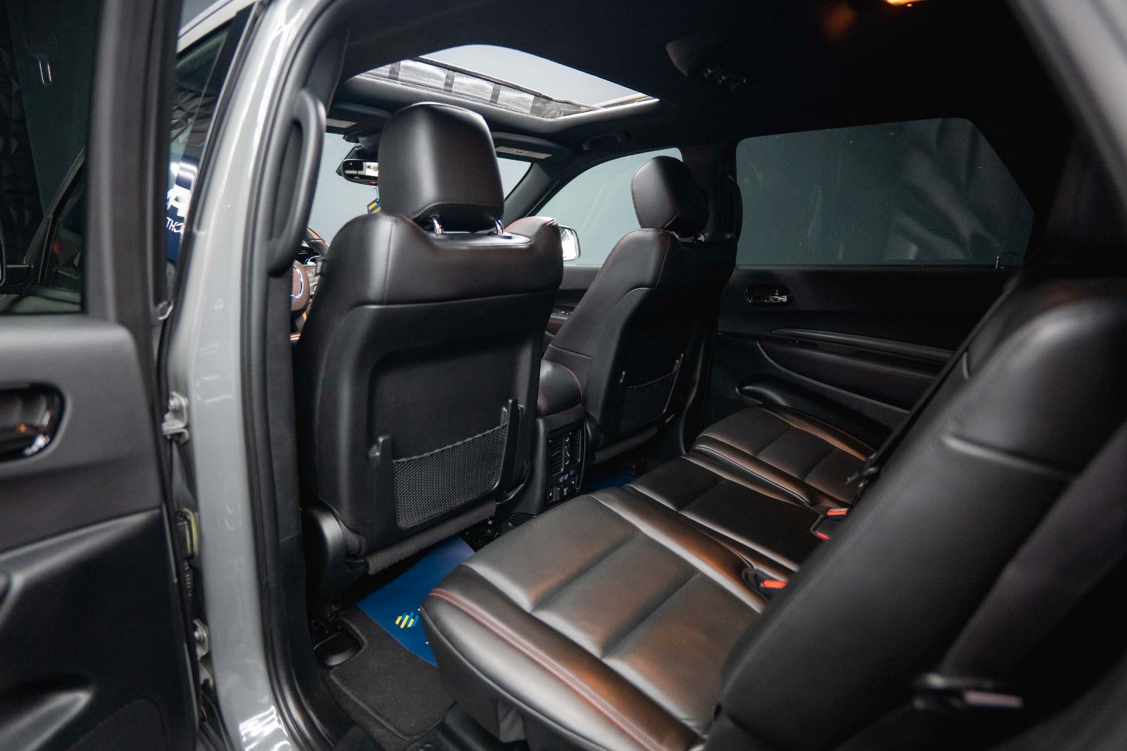 Fahrzeugabbildung Dodge Durango 5.7 V8 R/T SRT STYLE 4x4 Night-Paket ACC