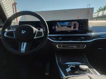 BMW X5 xDrive40d M Sportpaket HK HiFi DAB LED