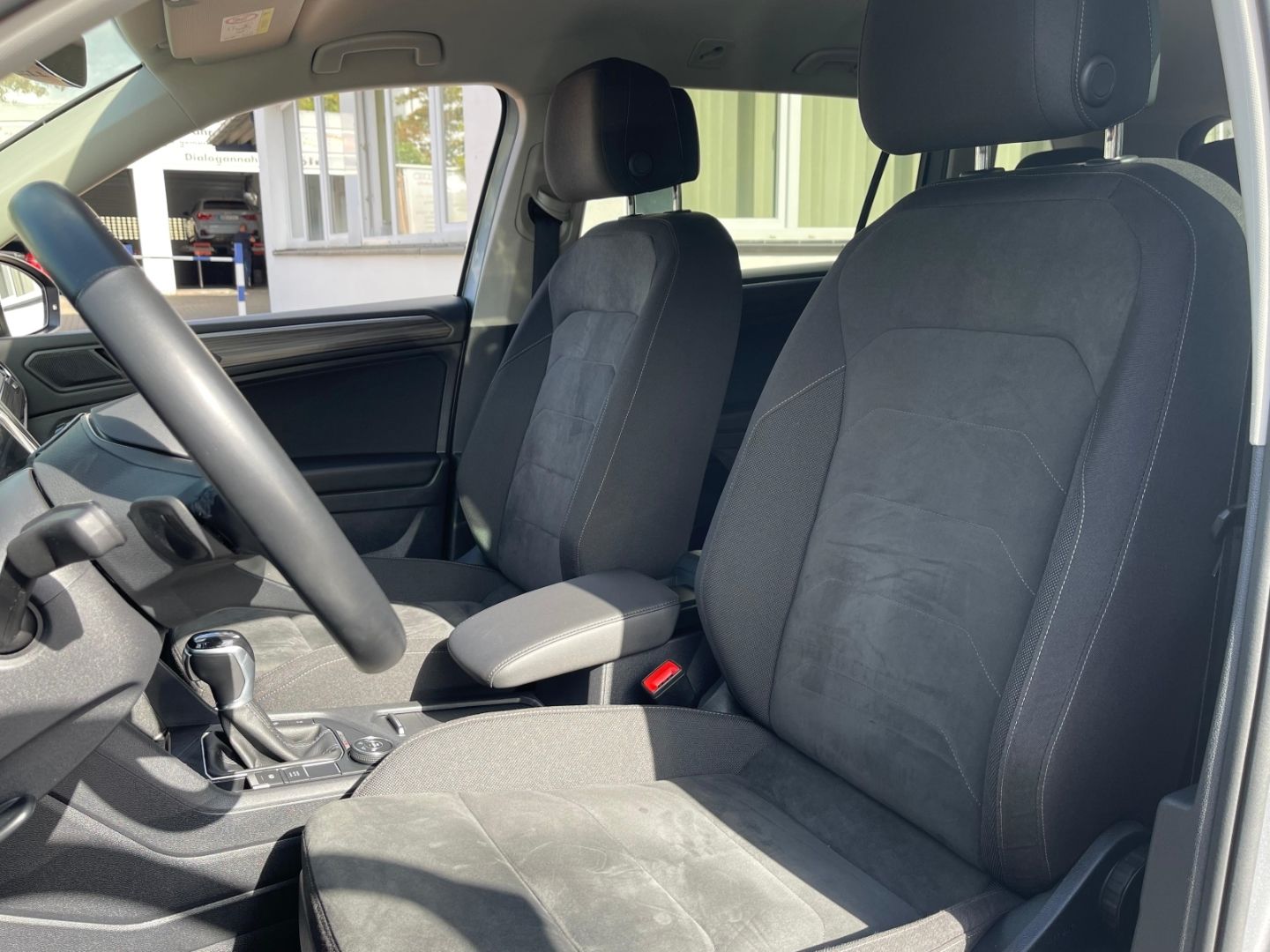 Tiguan Allspace Elegance 2.0TSI 4MDSG 360*HUD*IQ