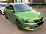 Skoda Fabia 1.2 TSI Drive - 110 PS-Navi-PDC-Gepflgt