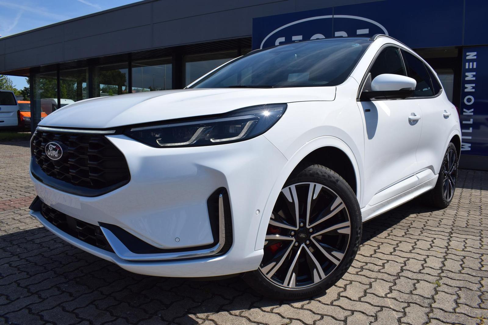 Ford Kuga FHEV Hybrid ST-Line X 4x4 Vollausstattung