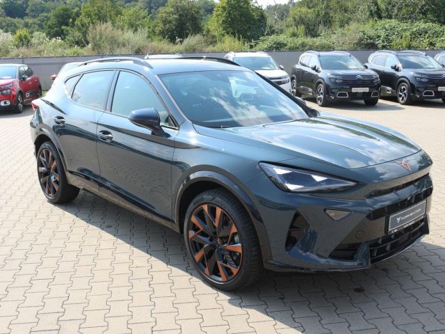CUPRA Formentor 1.5 eTSI DSG 150PS - mit KI generiert/bearbeitet