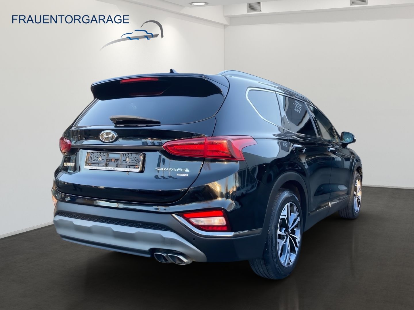 Fahrzeugabbildung Hyundai SANTA FE Premium 4WD 2.2 CRDi Panorama Navi AHK