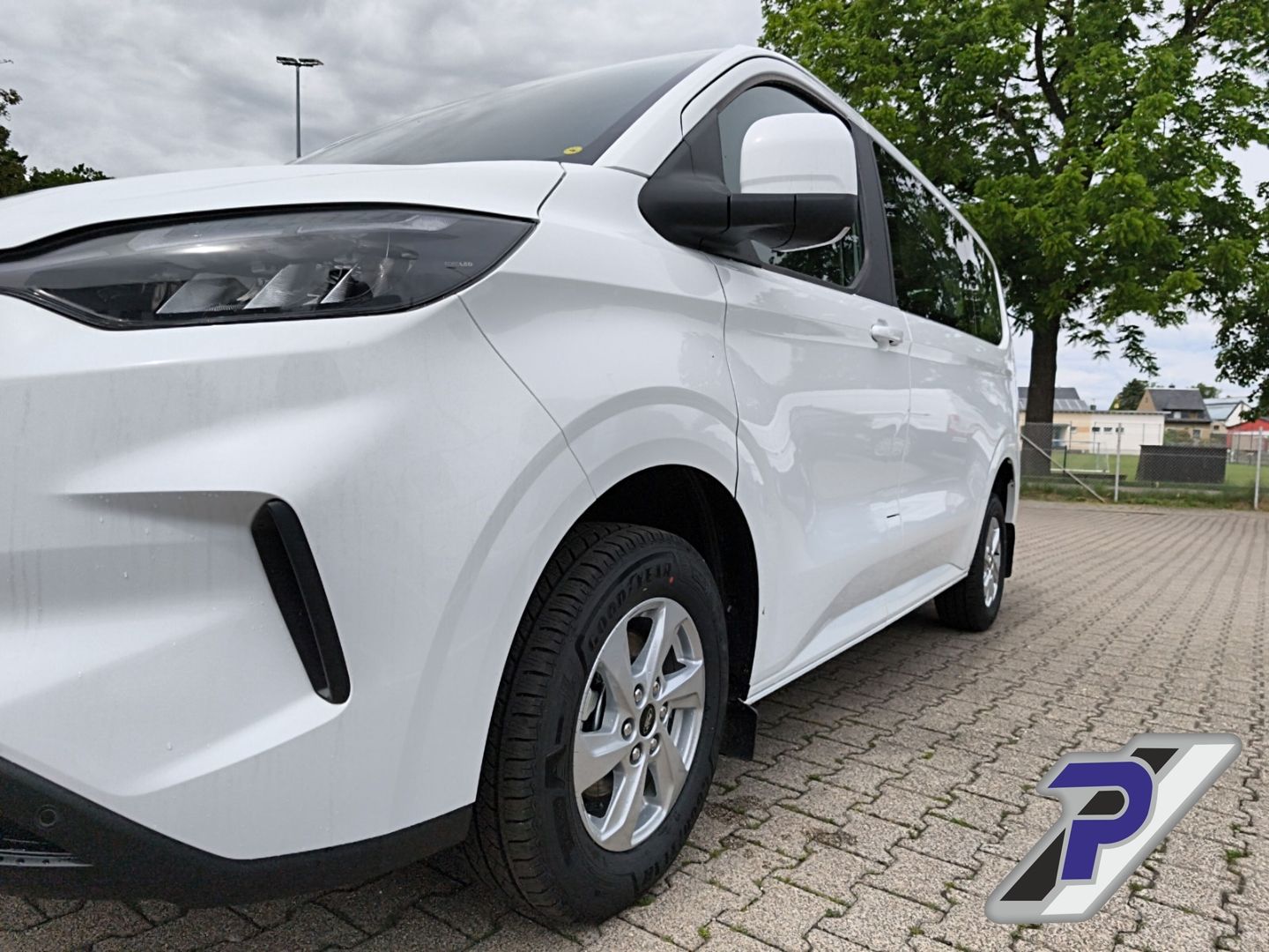 Ford Tourneo Custom Bus 320 L1 FWD Trend LED Klimaaut foto 8