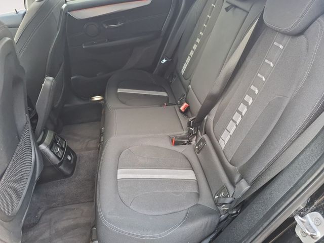 220i Active Tourer Aut. Sport Line