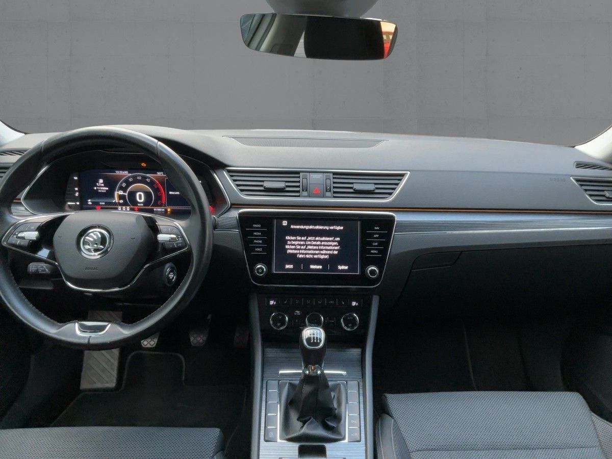 Skoda Superb - Bild 9