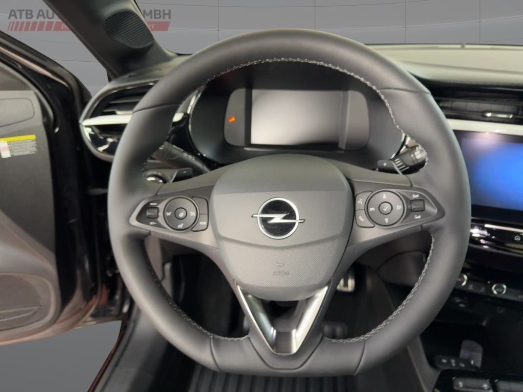 Fahrzeugabbildung Opel Corsa GS Hybrid. PDC, Totwinkel, Kamera, PDC, Na