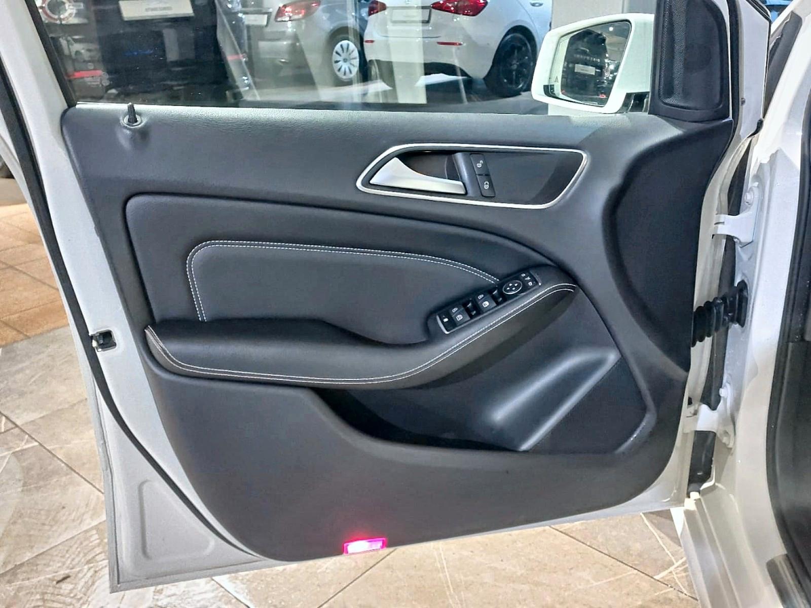 Mercedes-Benz B 200 *Erst 86tkm*Automatik*Navi*PDC*AHK 1,4t*