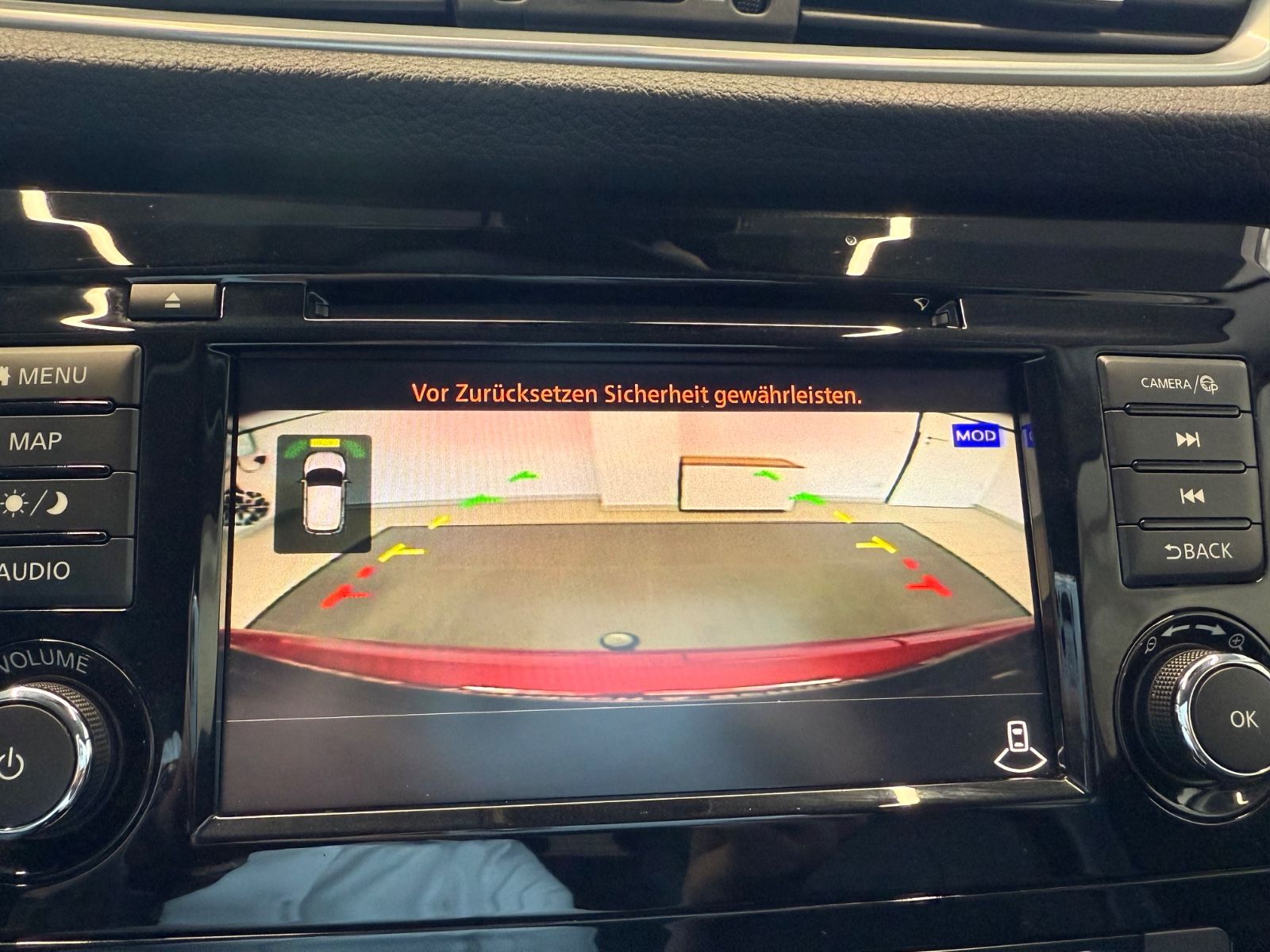 Fahrzeugabbildung Nissan Qashqai Tekna 4x4 - BOSE, 360°, BFS