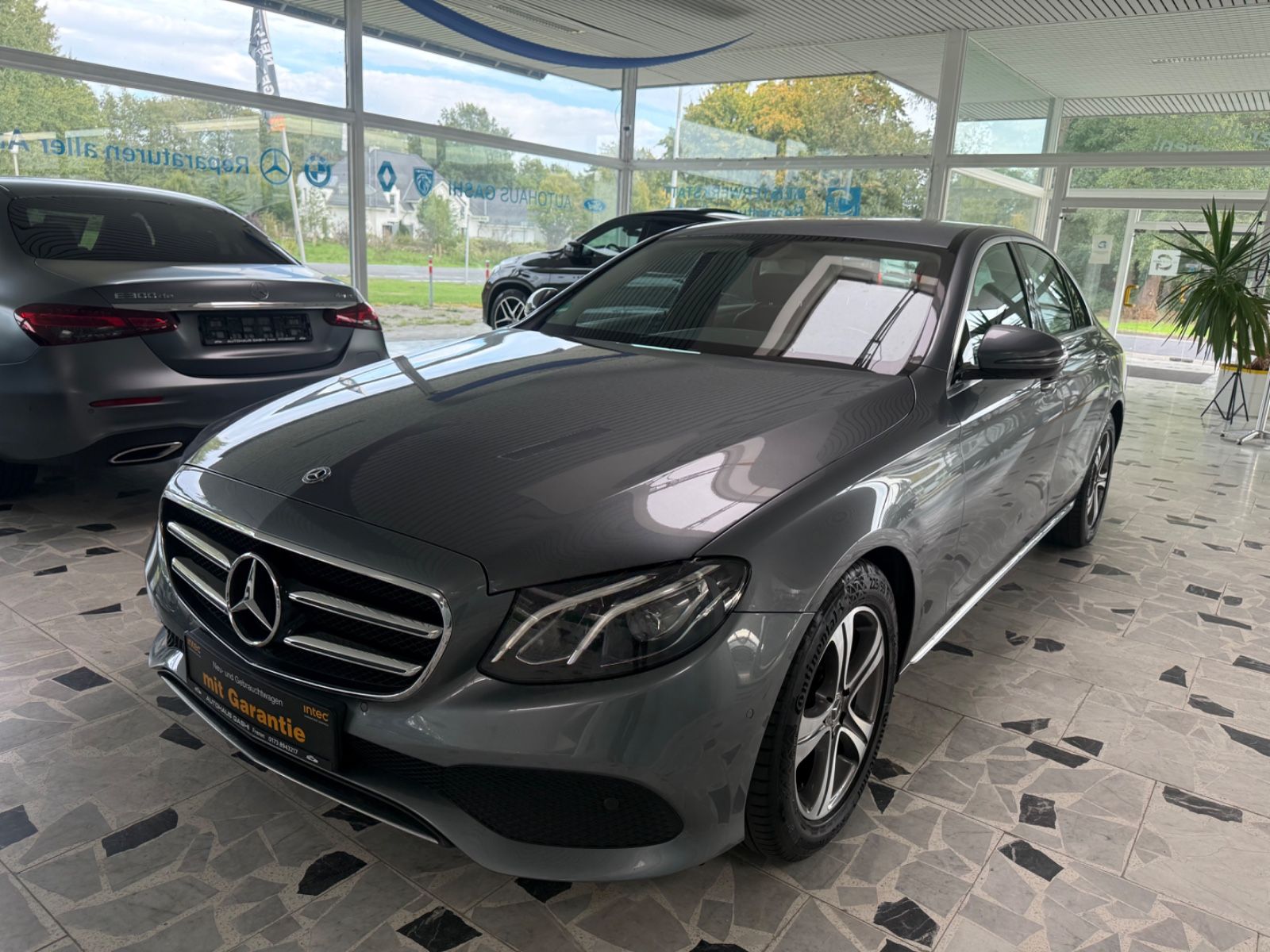 Mercedes-Benz E 220d Avantgarde Kamera LED NAVI imagem 2