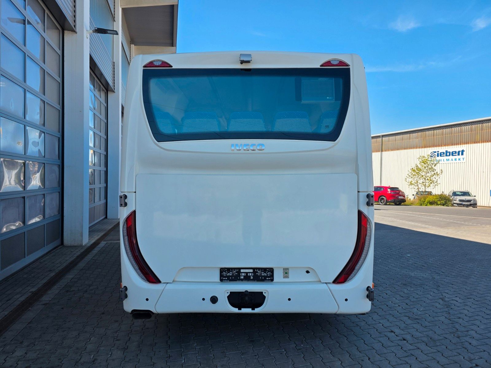 Fahrzeugabbildung Iveco Crossway LI6C 12 Klima Intarder 45+26+1