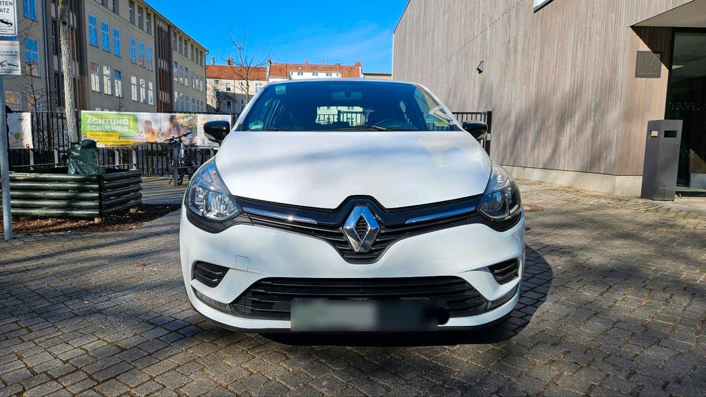 Image of Renault Clio