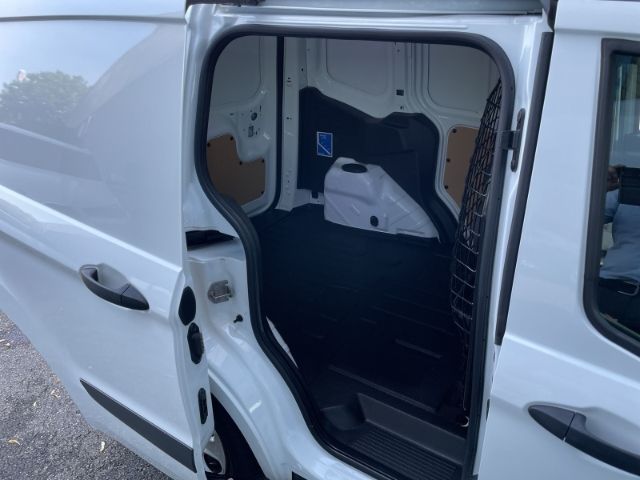 Fahrzeugabbildung Ford Transit Courier 1.0 EcoBoost Trend DAB, Klimaanl