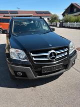 Mercedes-Benz Mercedes Benz GLK 280 - Mercedes-Benz GLK 280 mit Benzin-Antrieb