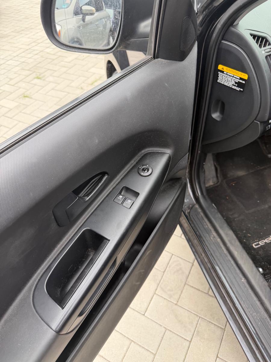 Kia ANDERE Ceed Vision 1.4