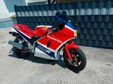 Honda VF1000R - HONDA VF1000R