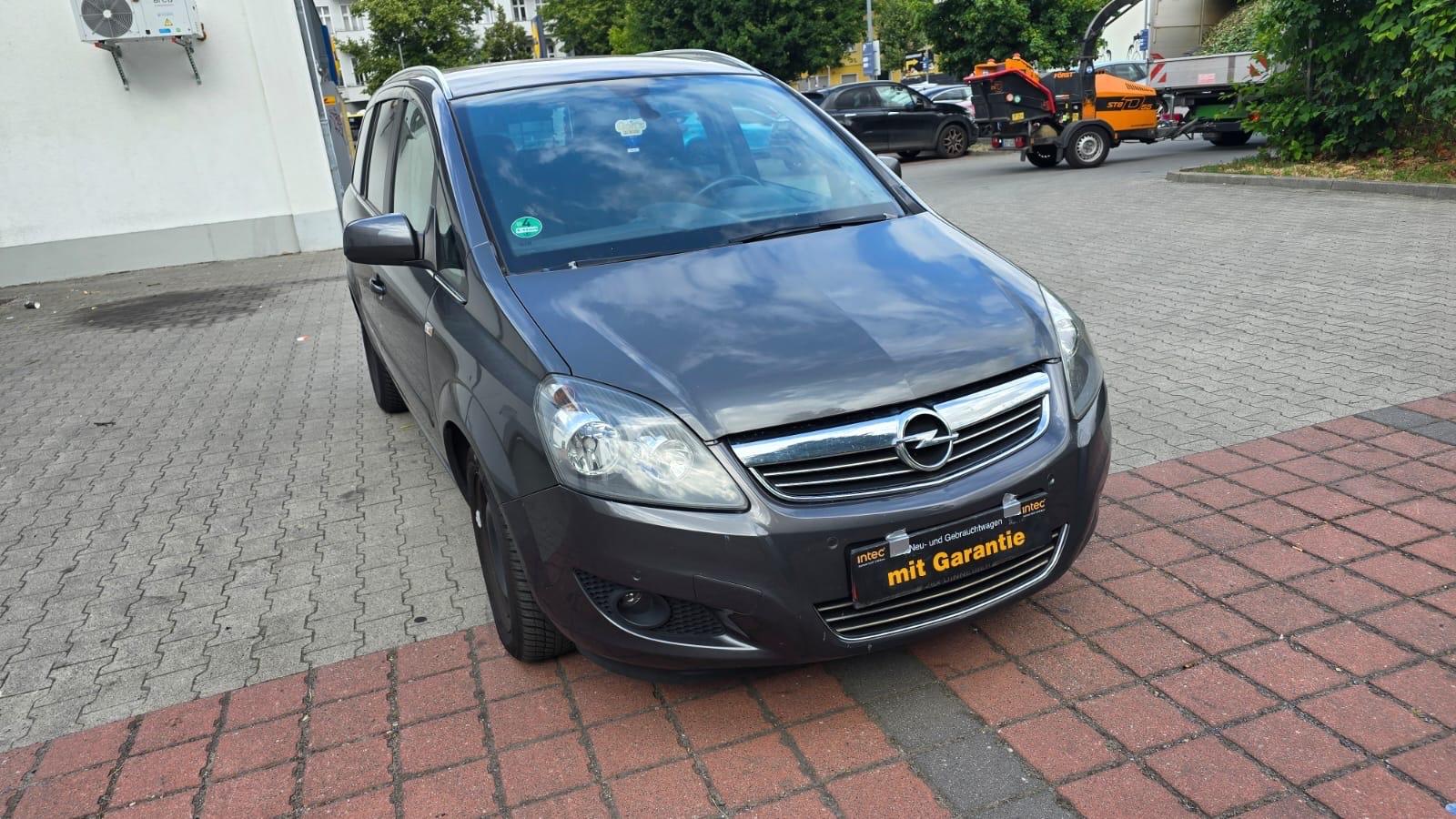 Opel Zafira B Design Edition-7xSitzer-Einparkhilfe