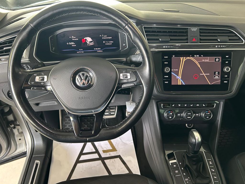 Volkswagen Tiguan 2.0 TDI DSG 4 MOT*ACC*PANO*AHK*NAVI*PDC