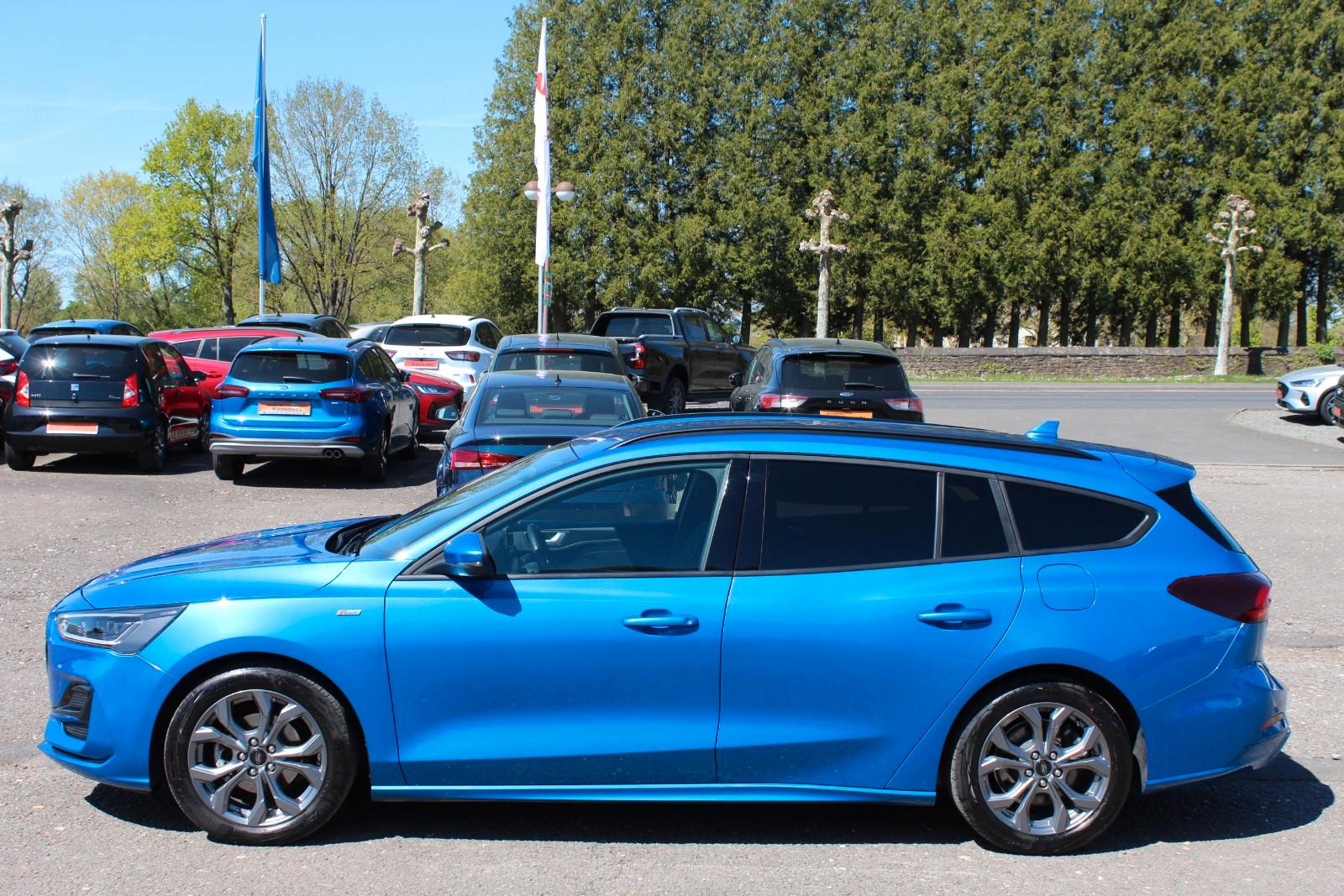 Ford Focus Turnier ST-Line X *El.Heckklap, *LED Schei