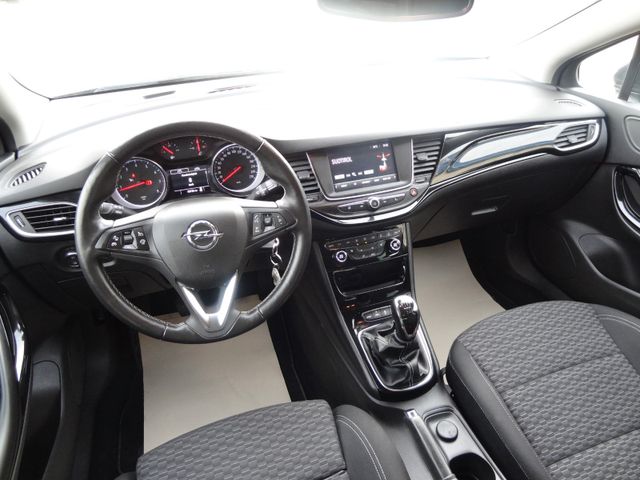 Fahrzeugabbildung Opel Astra K Lim. 5-trg. ON/Kamera/2.Hd/LED/SitzH/