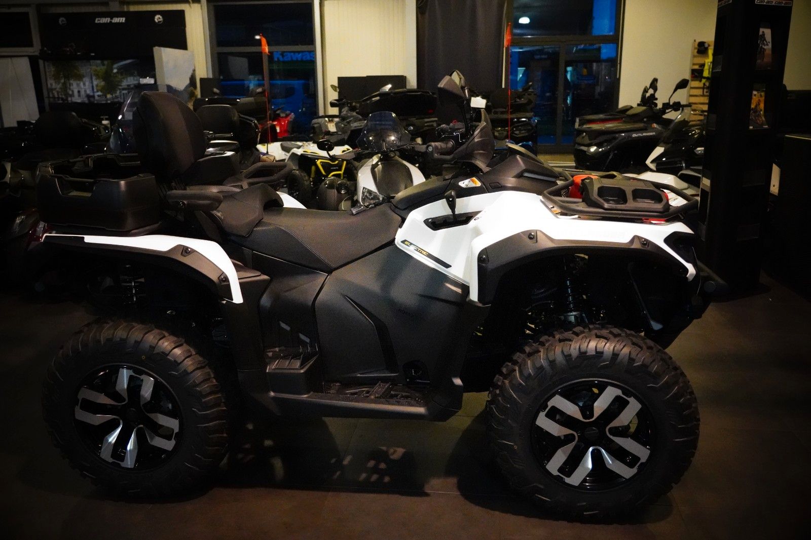 Fahrzeugabbildung Can Am Outlander MAX Electric T