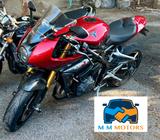 Triumph Speed Triple 1200 RR - Triumph Speed Triple RR