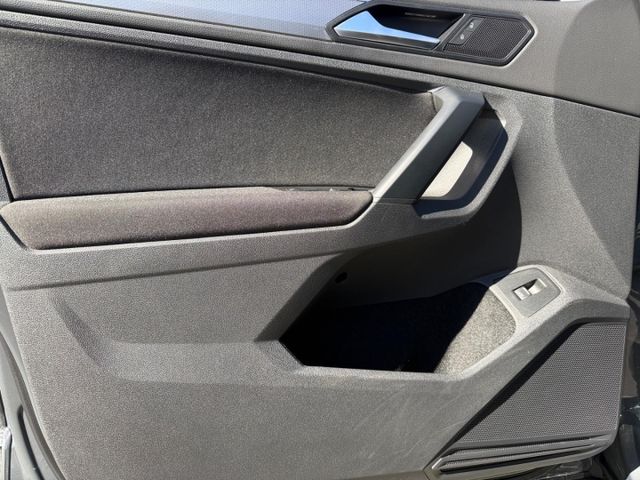 Tiguan Active 1.5 TSI StandHZG AHK-klappbar Navi