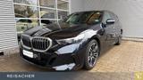 BMW 520d A xDrive Tou M-Sport ACC Standh Sitzeblü