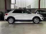 Volkswagen STYLE+AHK+NAVI+SHZ+M+S REIF.+UNFALLFREI+GARANTIE - VW T-Roc Gebrauchtwagen in Hannover