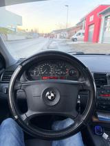 BMW 316i - - BMW 316 aus 2002: 316i