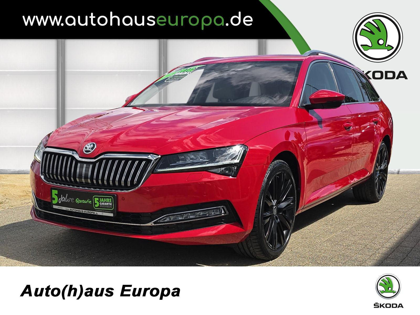 Skoda Superb Combi 2.0 TDI DSG Style ACC Leder Navi Ka