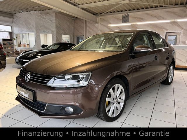 Volkswagen Jetta VI Highline*SHZ*KLIMA/AUT*PARK/ASS