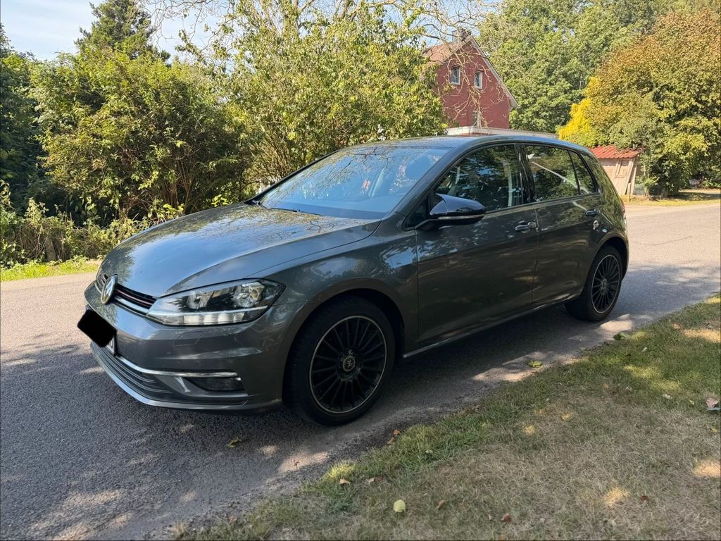Image of Volkswagen Golf